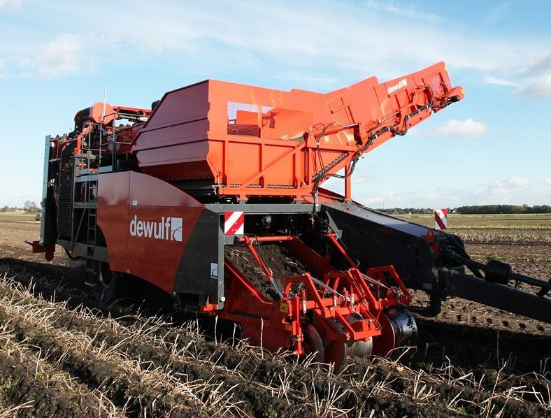 Potato harvester – Dewulf-R2060